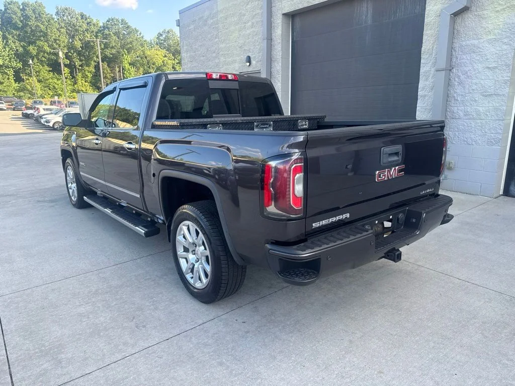 Used 2016 Silver GMC Denali image 5
