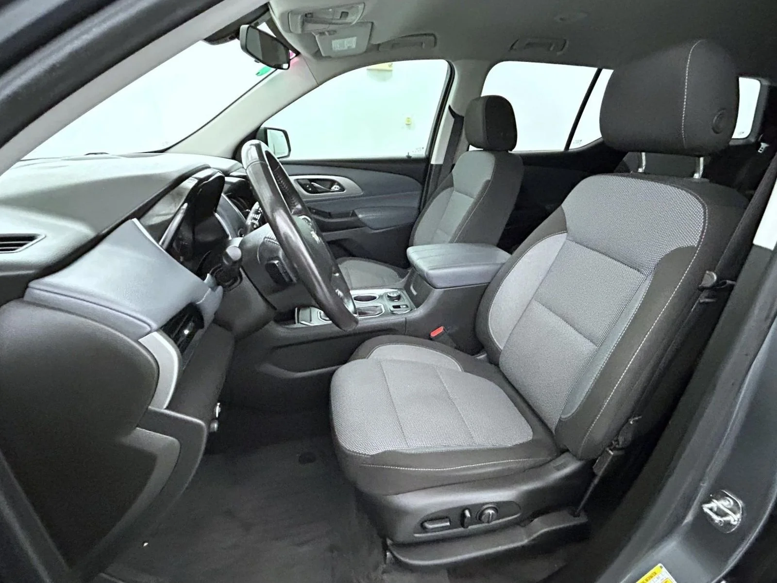 Used 2019 Gray Chevrolet LT image 10