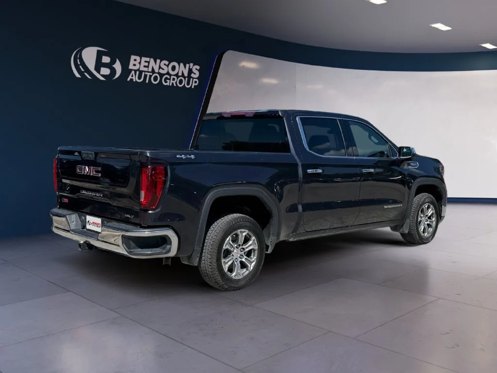 Used 2025 Silver GMC SLT image 5