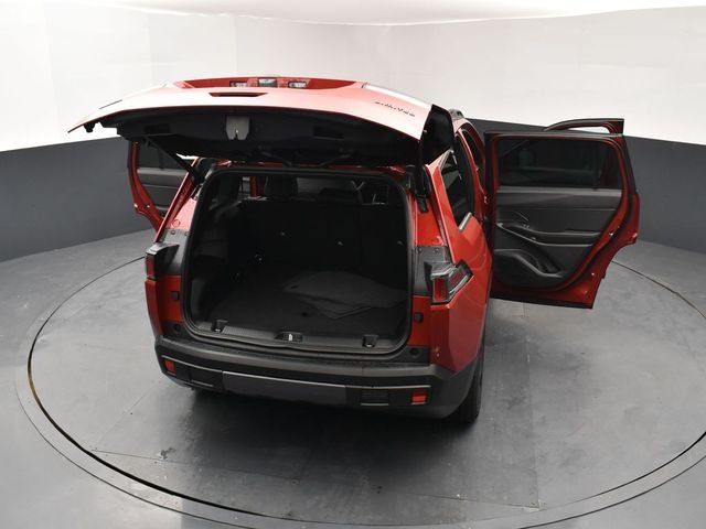 New 2026 Red Hot Pearl-Coat Exterior Paint Jeep Limited image 29
