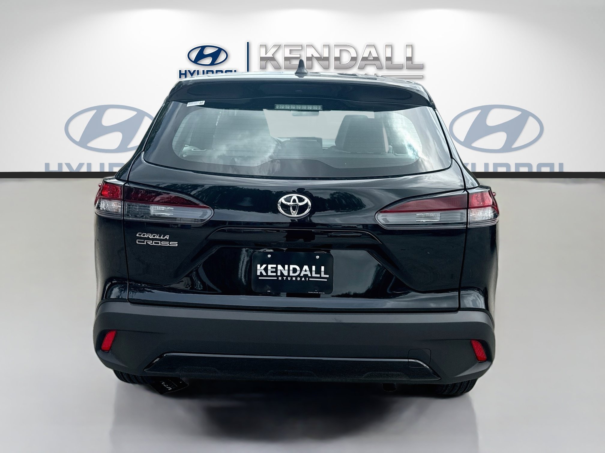 Used 2026 Jet Black Toyota L image 5