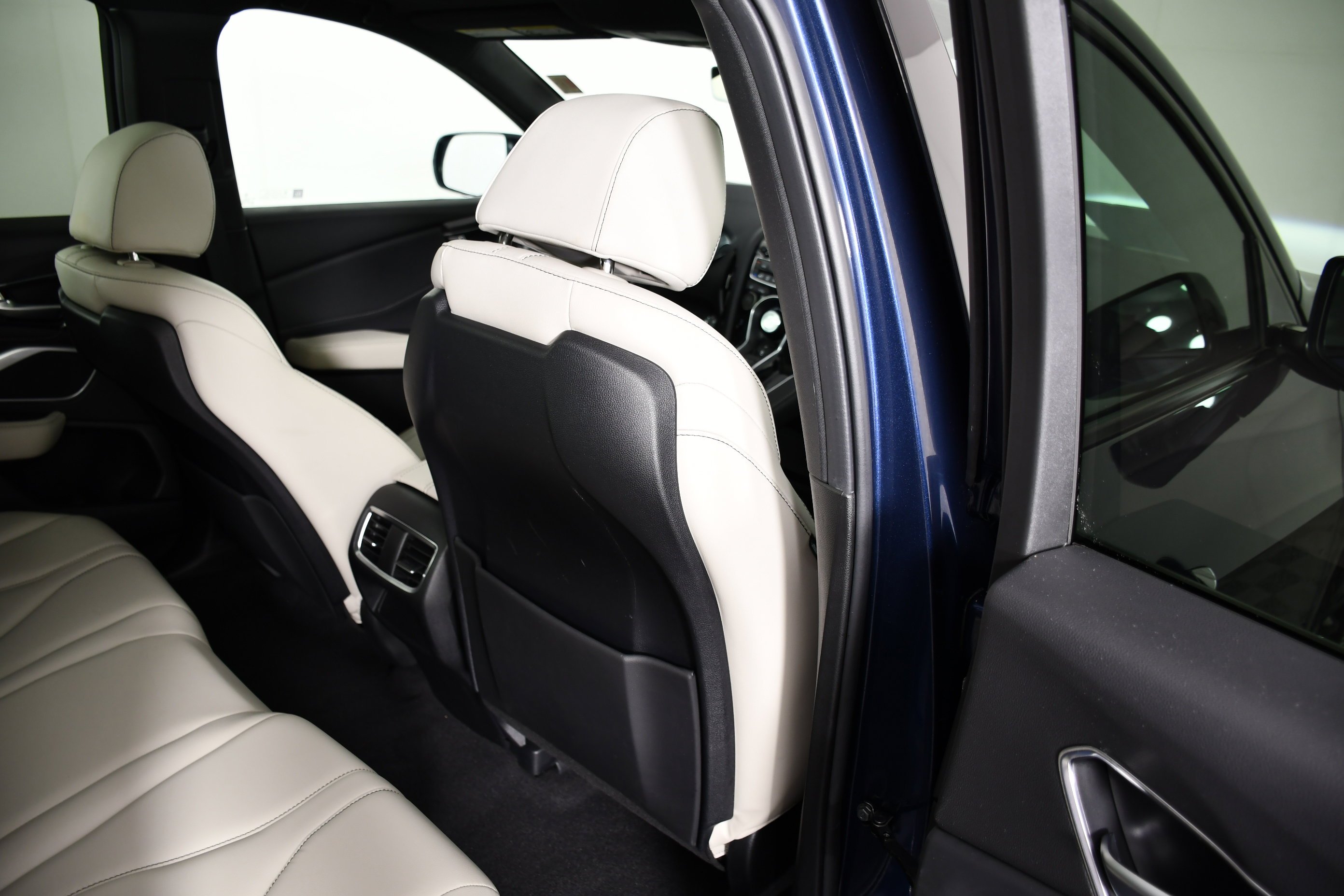 Used 2025 Canyon River Blue Metallic Acura Base image 43