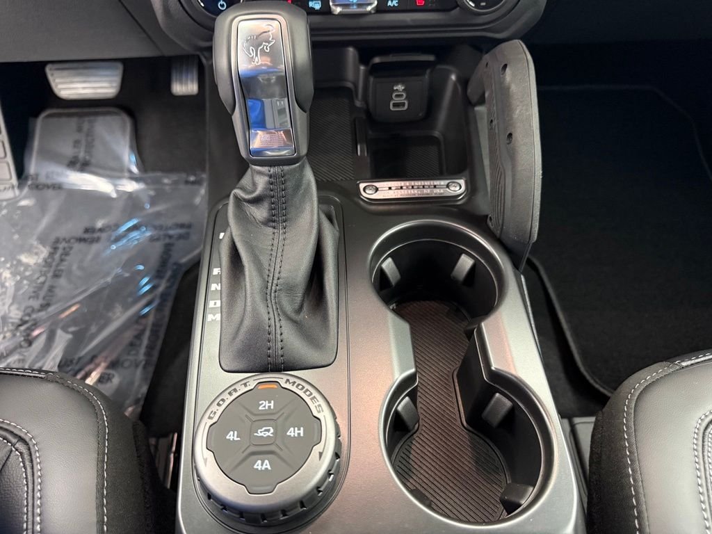 New 2026 Gray Ford Outer Banks image 31