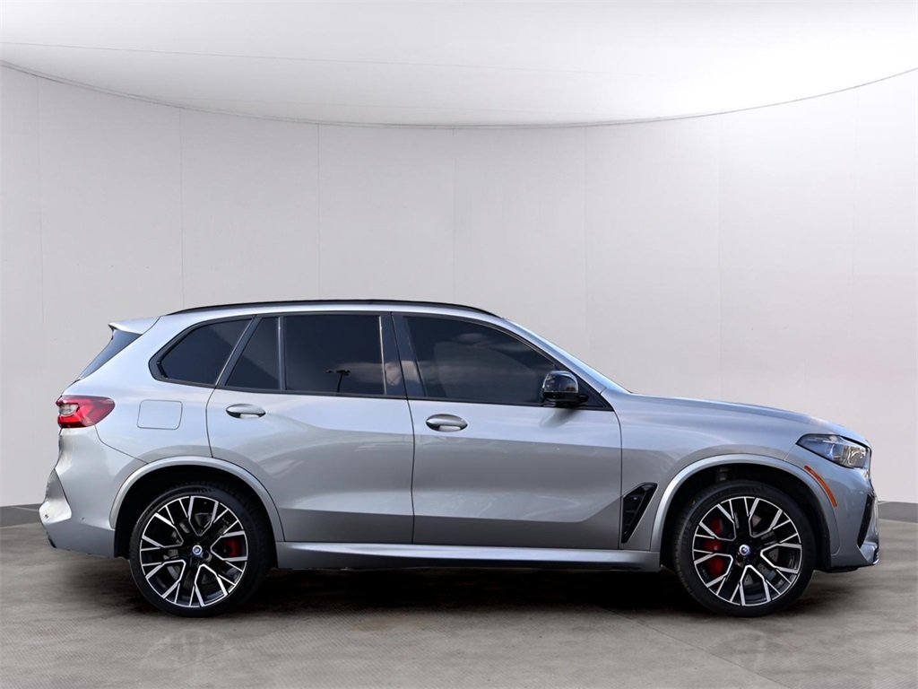 2022 Bmw X5 M photo 4
