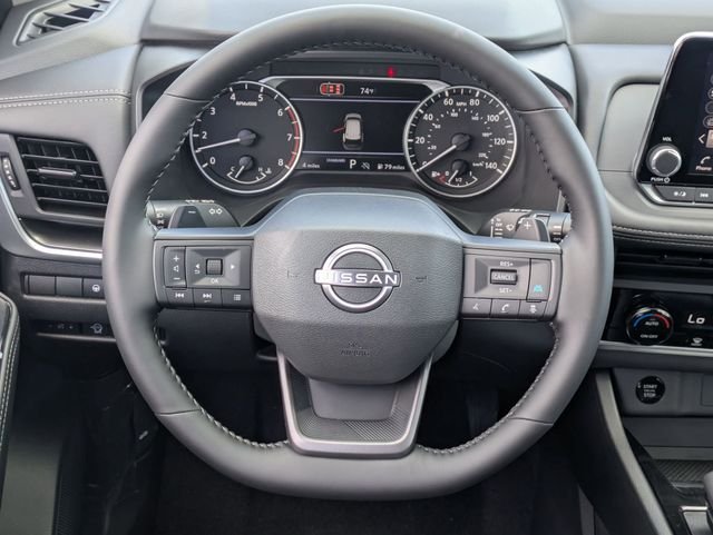 New 2026 Everest White Pearl TriCoat Nissan SV image 8