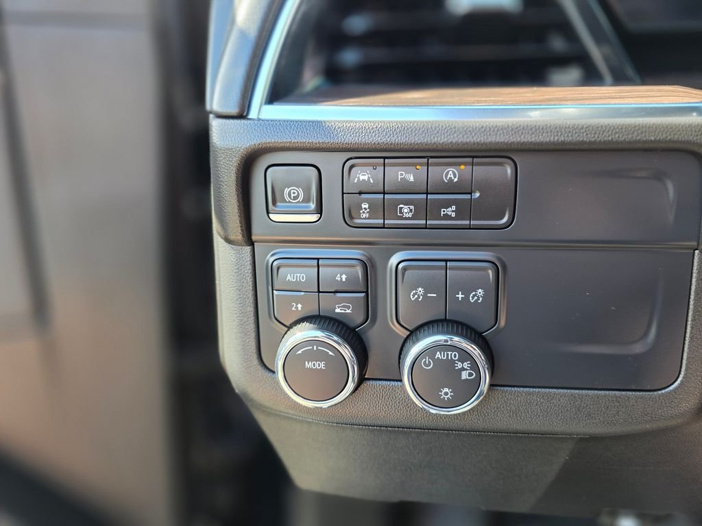 2025 Chevrolet Tahoe LT - Photo 41
