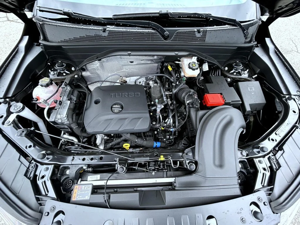New 2026 Mosaic Black Metallic Chevrolet LT image 24
