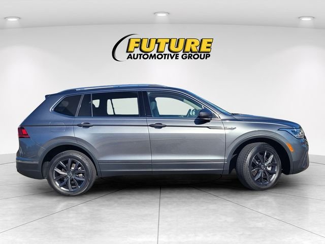 Used 2023 Gray Volkswagen 2.0T SE image 3