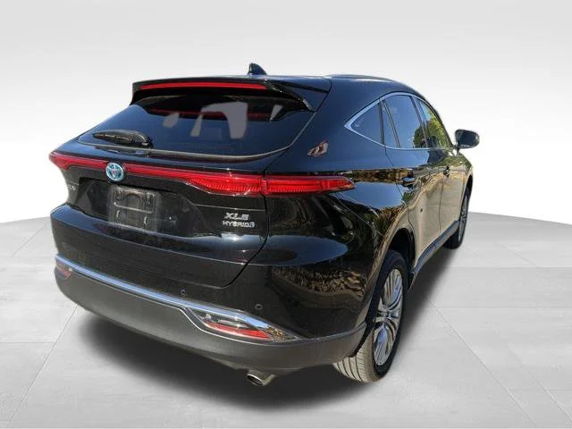 Used 2022 Black Toyota XLE image 4