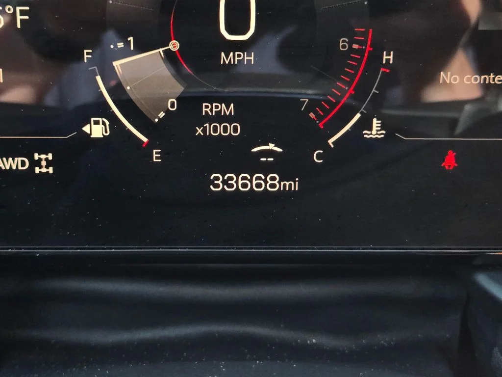 Used 2026 Rapids Metallic GMC Elevation image 24