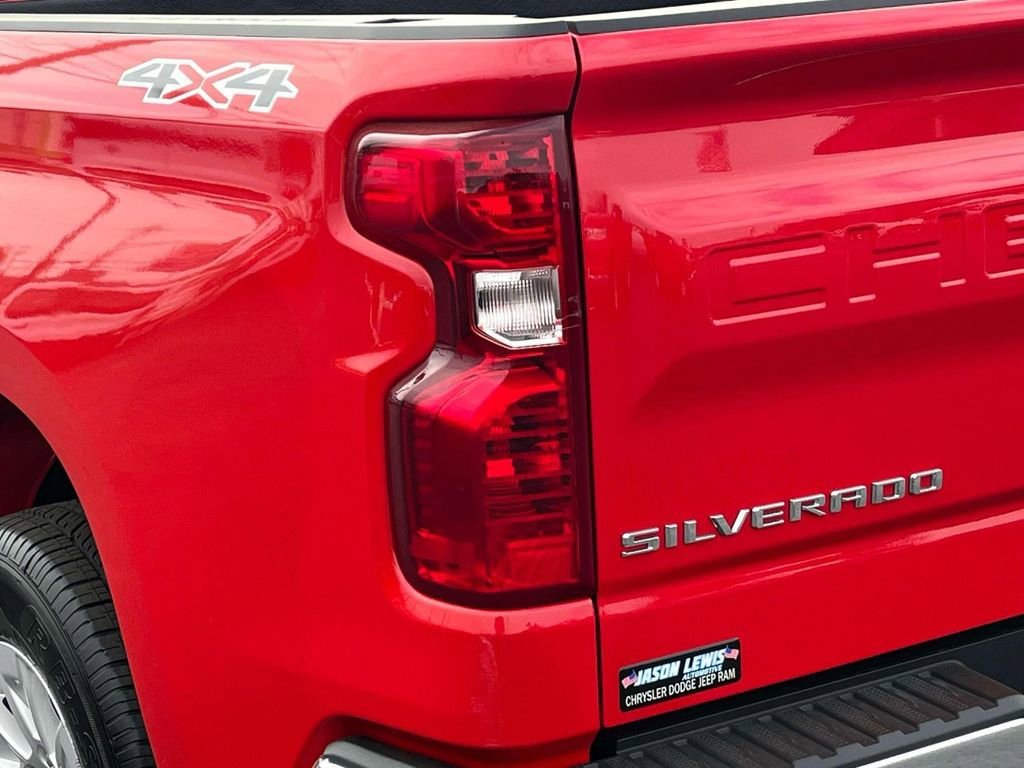 Used 2025 Red Hot Chevrolet LT image 10