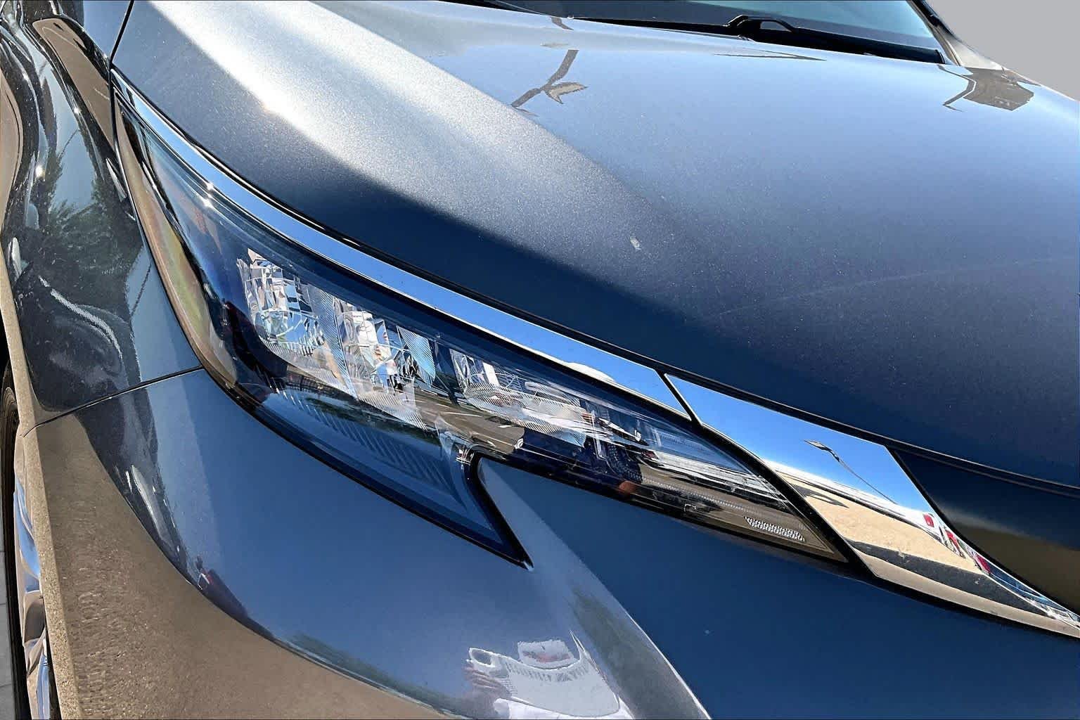 Used 2025 Magnetic Gray Metallic Toyota XLE image 28