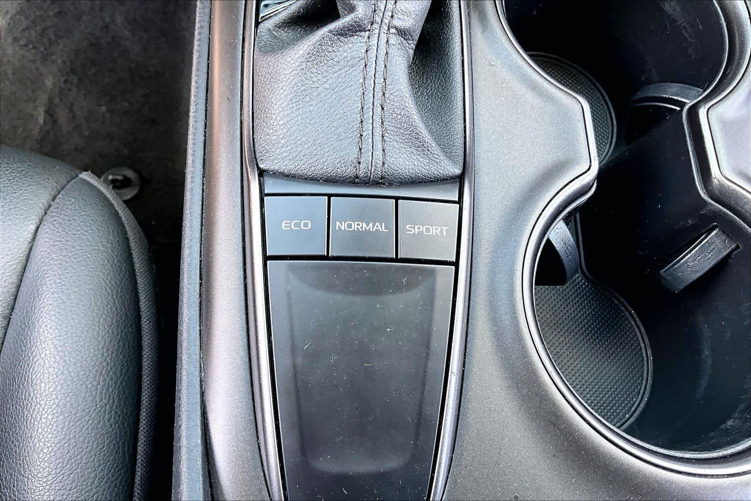 Used 2023 Midnight Black Metallic Toyota SE image 34