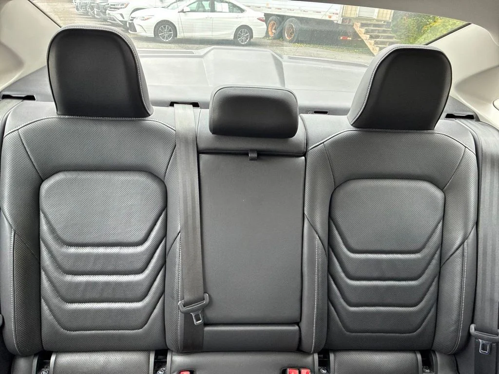 Used 2021 Black Volkswagen SEL Premium image 58