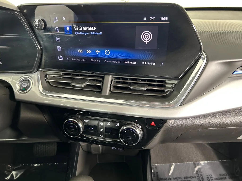Used 2025 Red Chevrolet LT image 15