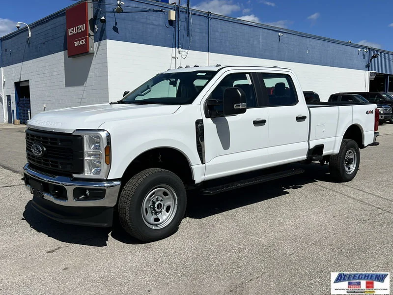 New 2026 Oxford White Ford XL image 1