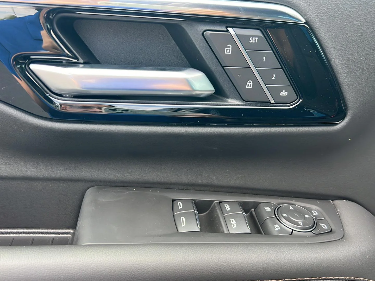 2026 Chevrolet Tahoe High Country - Photo 14