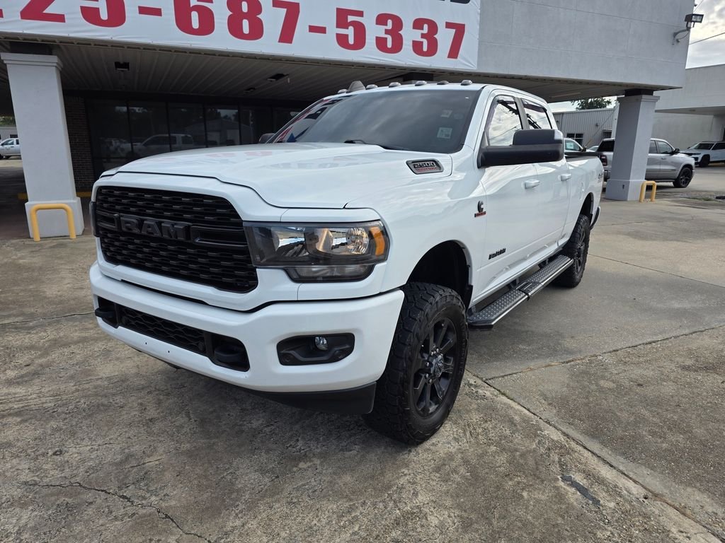 Used 2022 White Ram Big Horn image 2