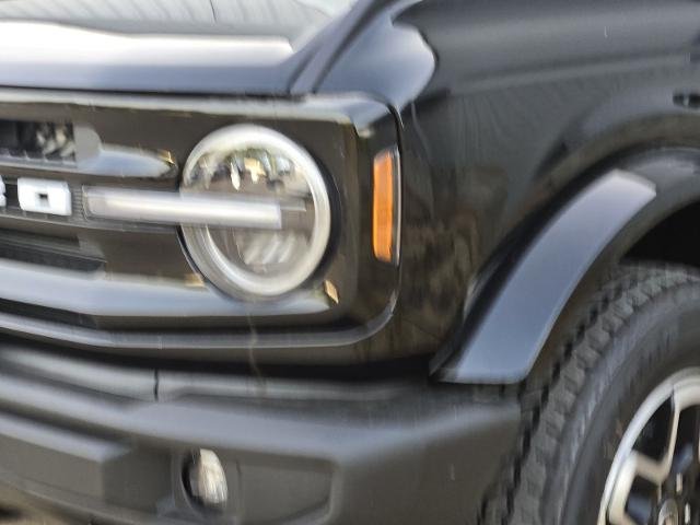 New 2026 Shadow Black Ford Outer Banks® image 25