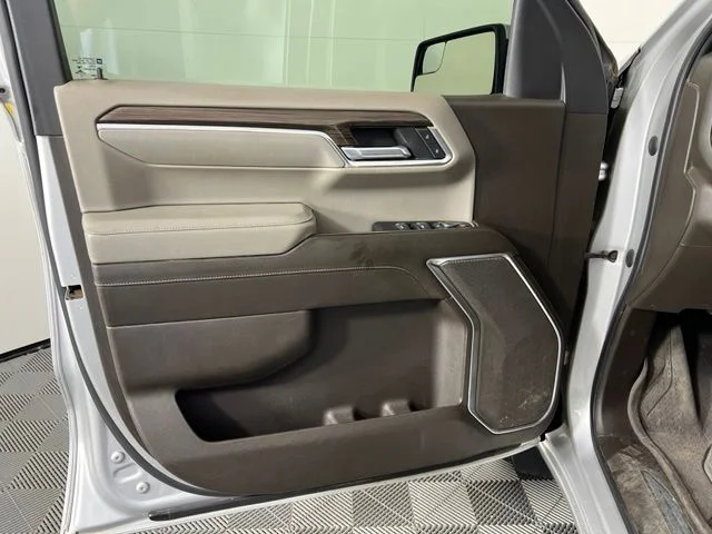 Used 2022 Silver Chevrolet LT image 15