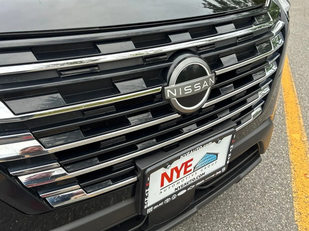 Used 2024 Black Nissan S image 38