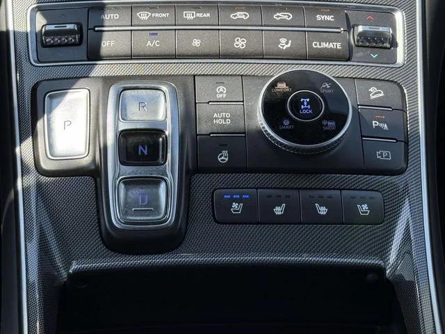 2023 Hyundai Santa Fe Limited - Photo 22