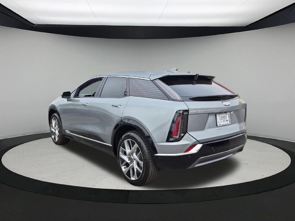 New 2027 Argent Silver Metallic Cadillac Luxury image 3