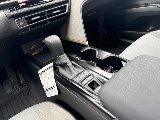 Certified Used 2026  Toyota LE image 22