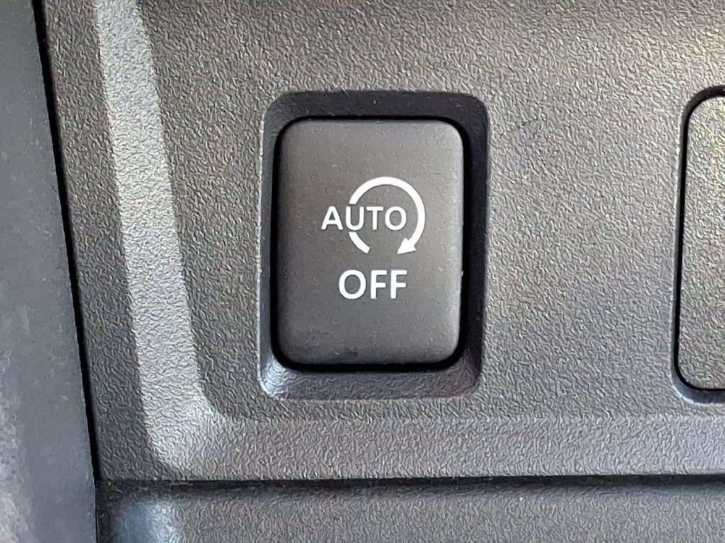 Used 2024 Gray Nissan S image 23