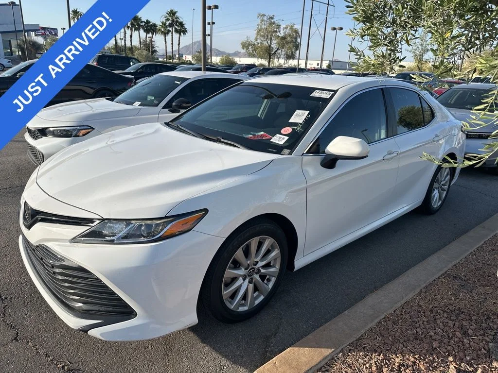 2019 Toyota Camry 2.5 Auto LE's photo