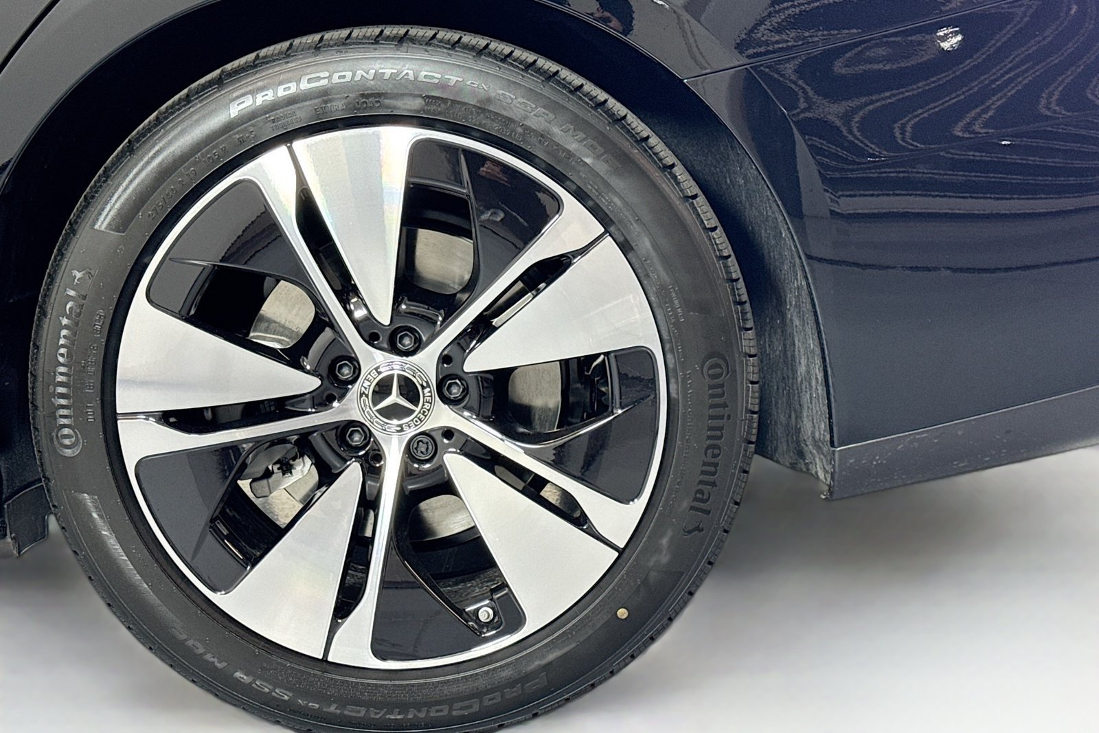 New 2026 Black Mercedes-Benz E 350 image 29