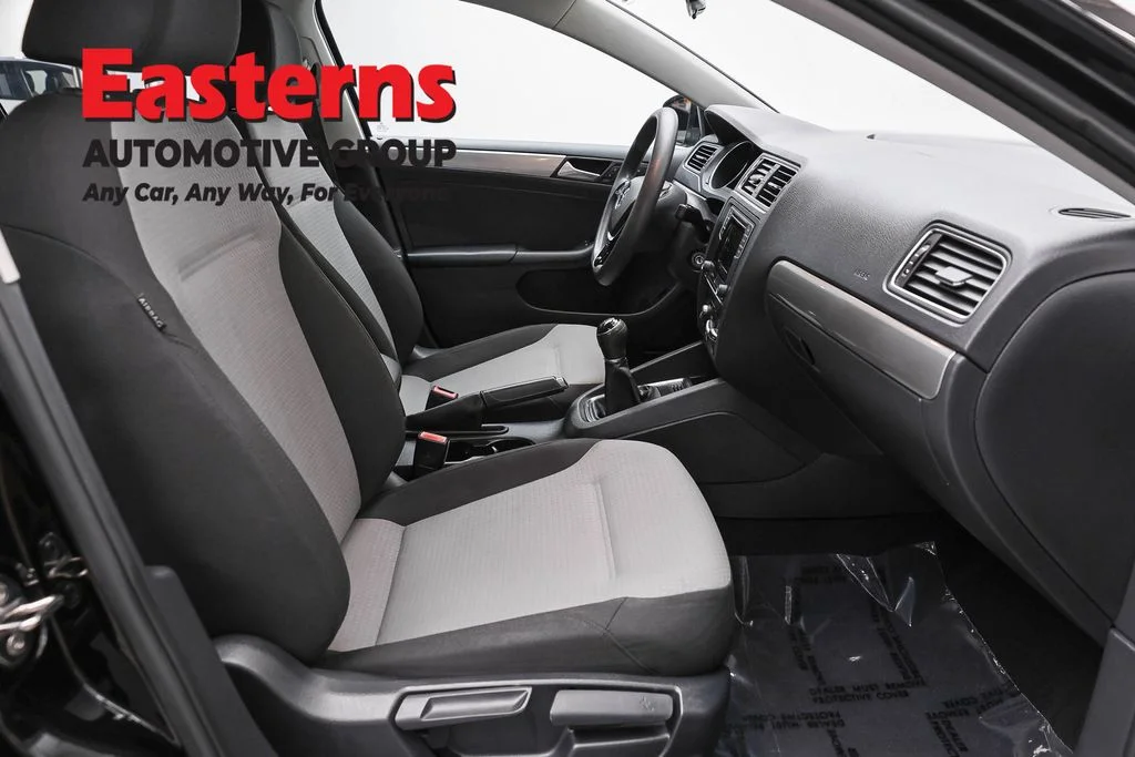 Used 2017 Black Volkswagen 1.4T S image 24