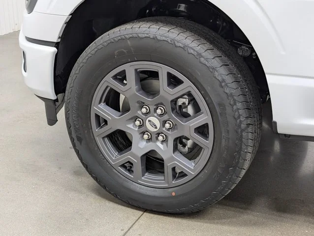 New 2026 Oxford White Ford STX® image 32