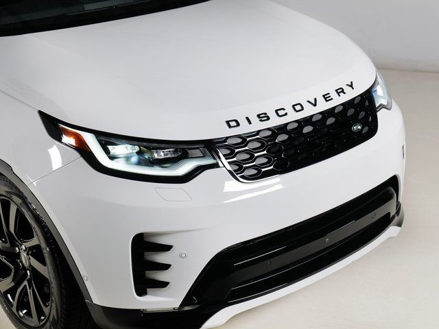 Certified Used 2025 Fuji White Land Rover Dynamic SE image 30
