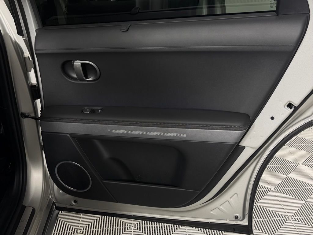 Used 2026 Gold Hyundai Limited image 28