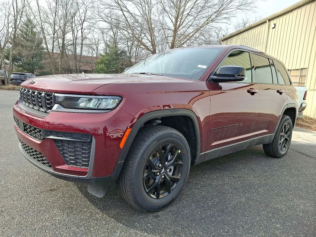 New 2026 Velvet Red Pearl-Coat Exterior Paint Jeep Altitude image 2