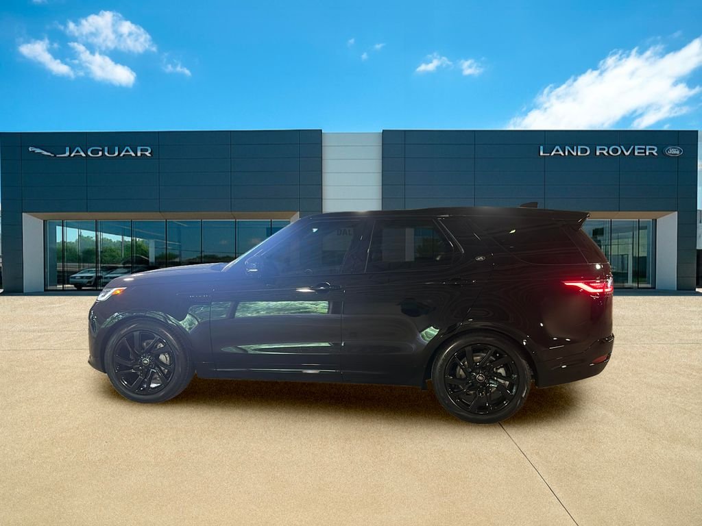 Used 2025 Santorini Black Metallic Land Rover Dynamic SE image 2