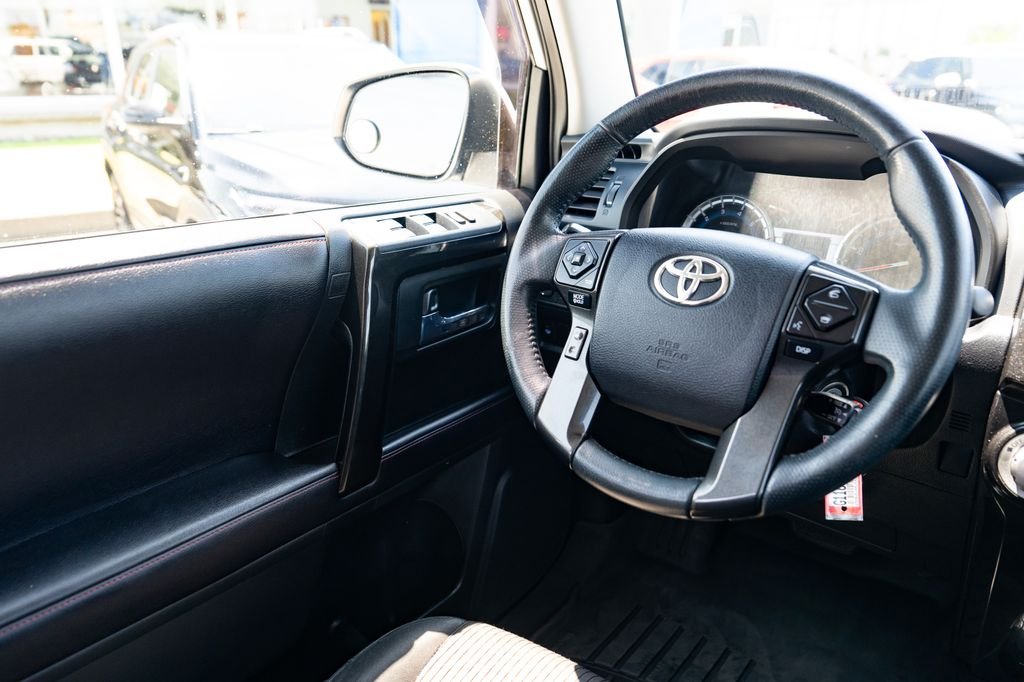 Used 2018 Super White Toyota TRD Off-Road image 12