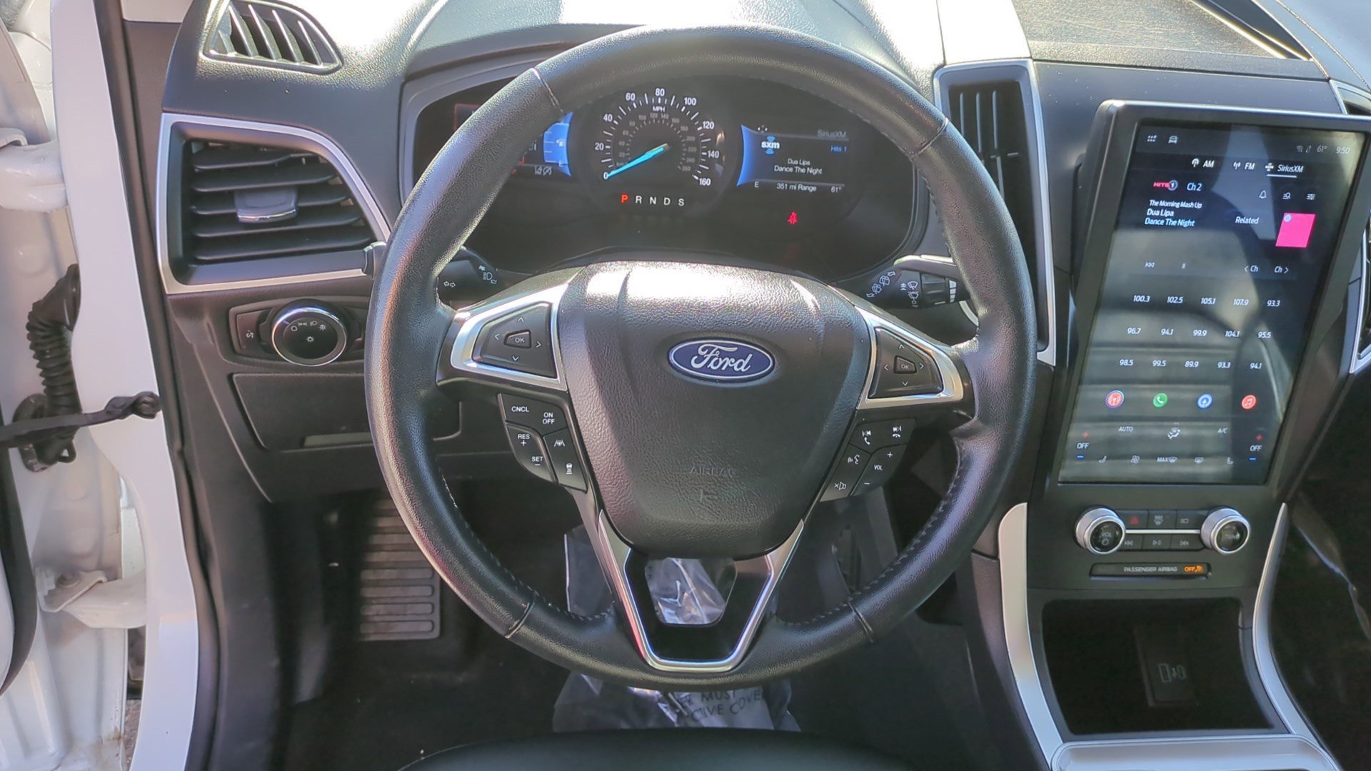 Used 2024 Oxford White Ford SEL image 15