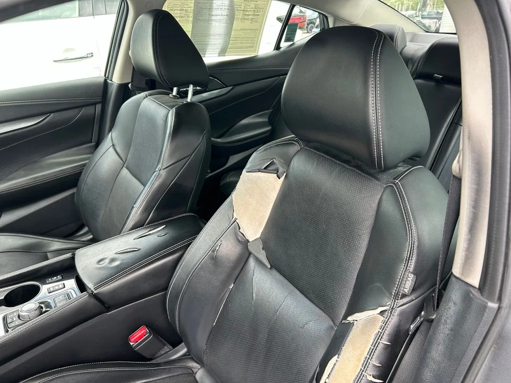 Used 2019 Gun Metallic Nissan 3.5 SV image 21