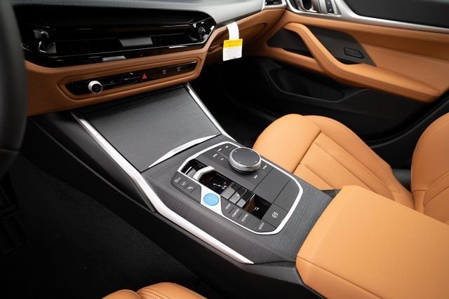 2025 BMW i4 40 - Photo 20