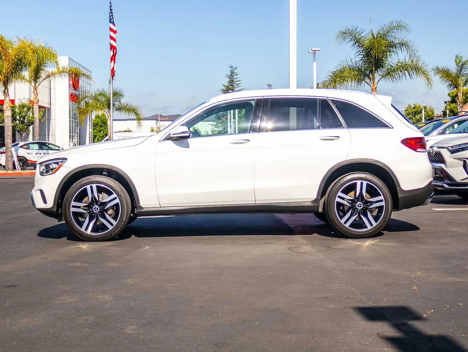 Used 2020  Mercedes-Benz GLC 300 image 6