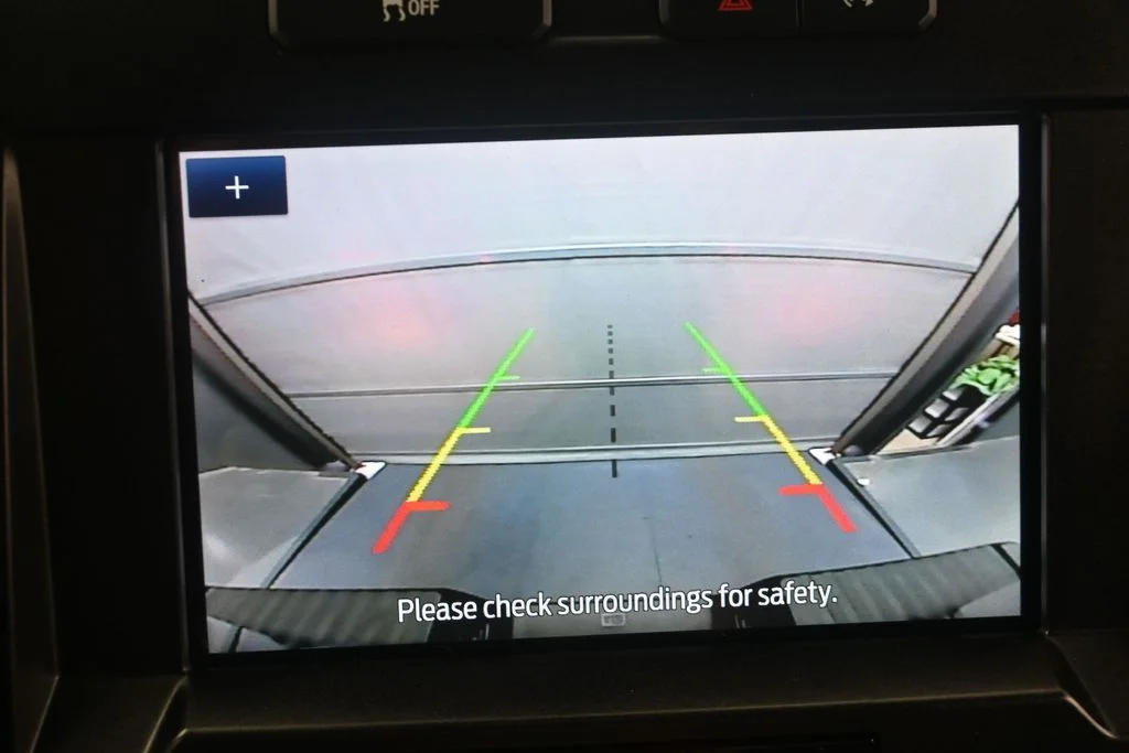 Used 2019 Black Metallic Ford XL image 17