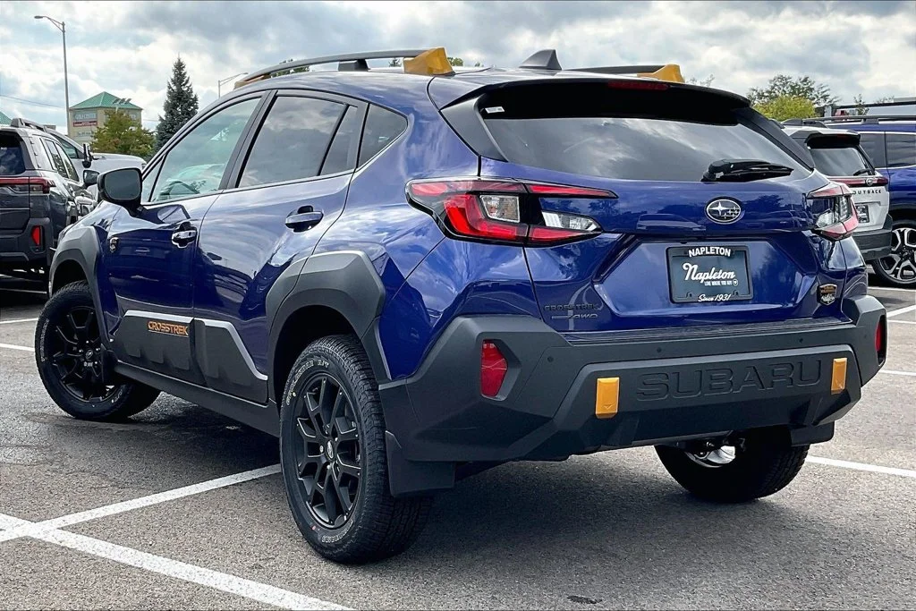 New 2026 SAPPHIRE BLUE PEARL Subaru Wilderness image 3