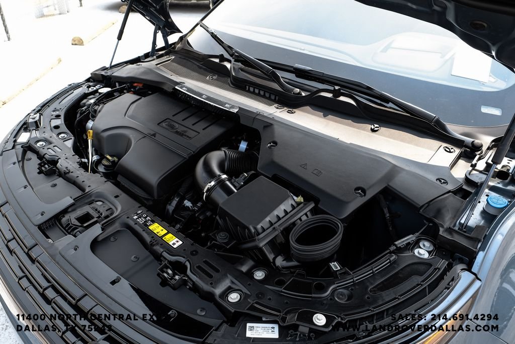 New 2026 Tribeca Blue Metallic Land Rover S image 46