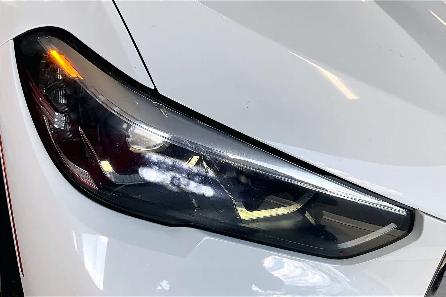 Used 2019 Alpine White BMW xDrive40i image 27