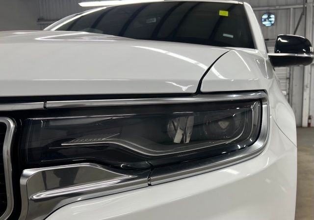 Used 2024 White Jeep Series II image 9