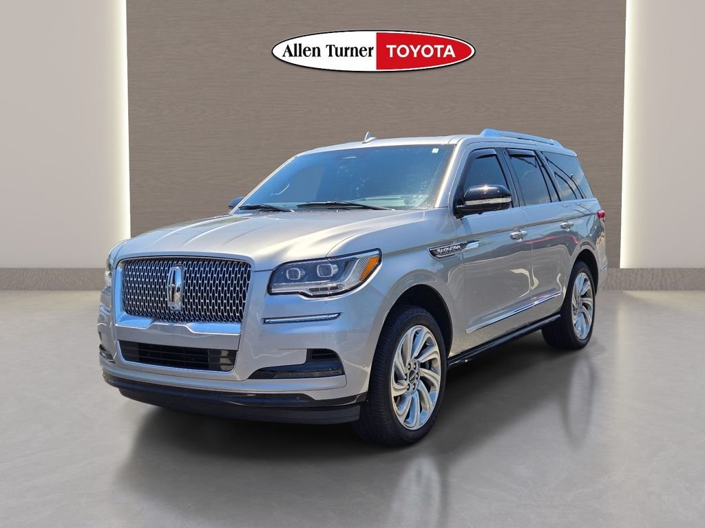 Used 2024 Silver Lincoln Reserve image 4