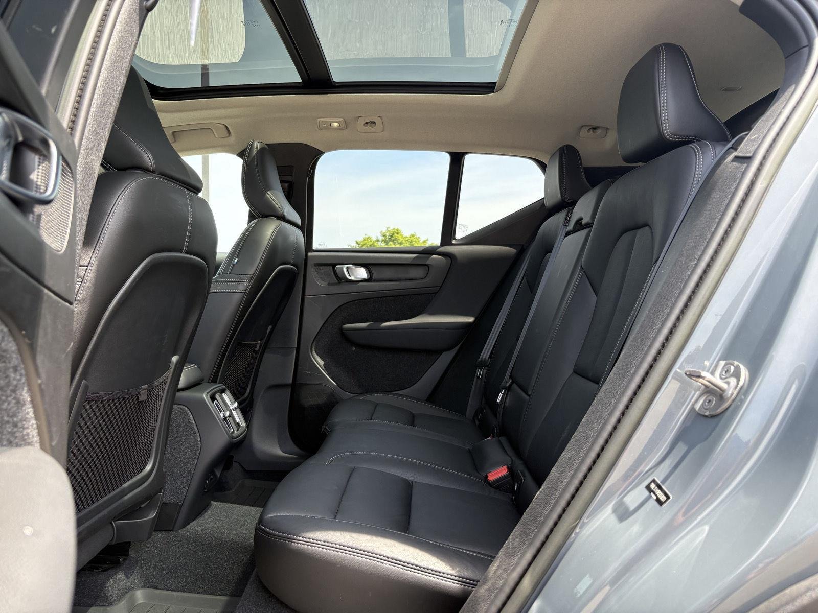 Used 2023 Thunder Grey Metallic Volvo Plus Dark Theme image 12
