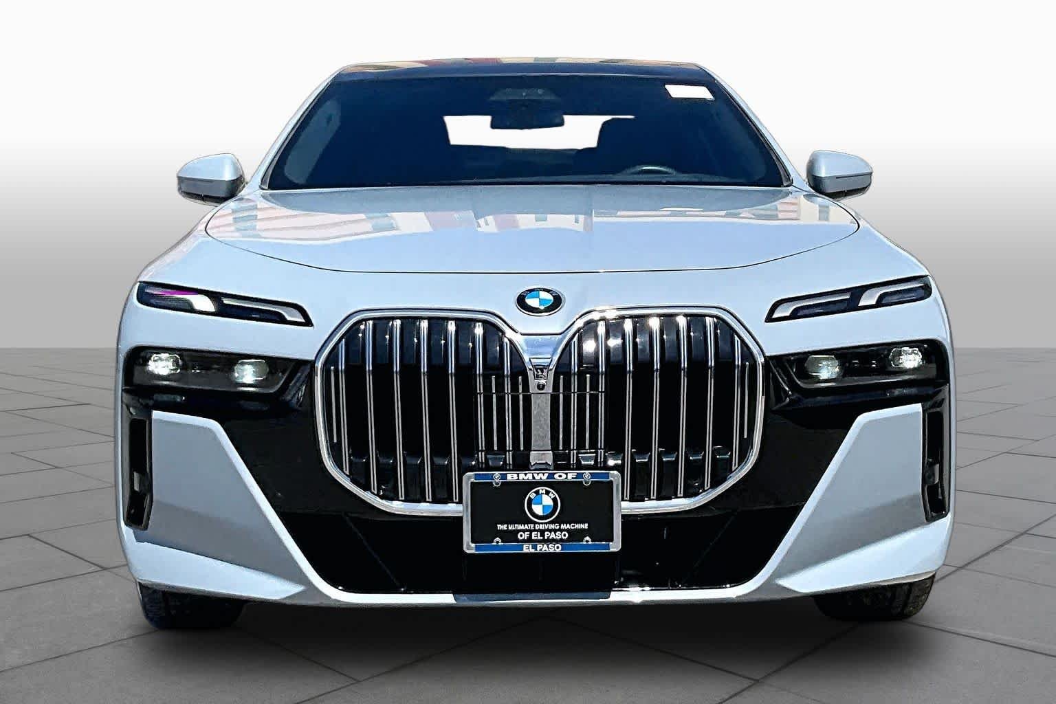 Pre-Owned 2024 BMW 760i 760i xDrive 4dr Car in Houston #RCR46740